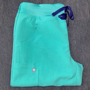 Figs Kade Cargo Scrub Pants